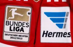 12 Bundesliga Gold + Hermes Sleeve